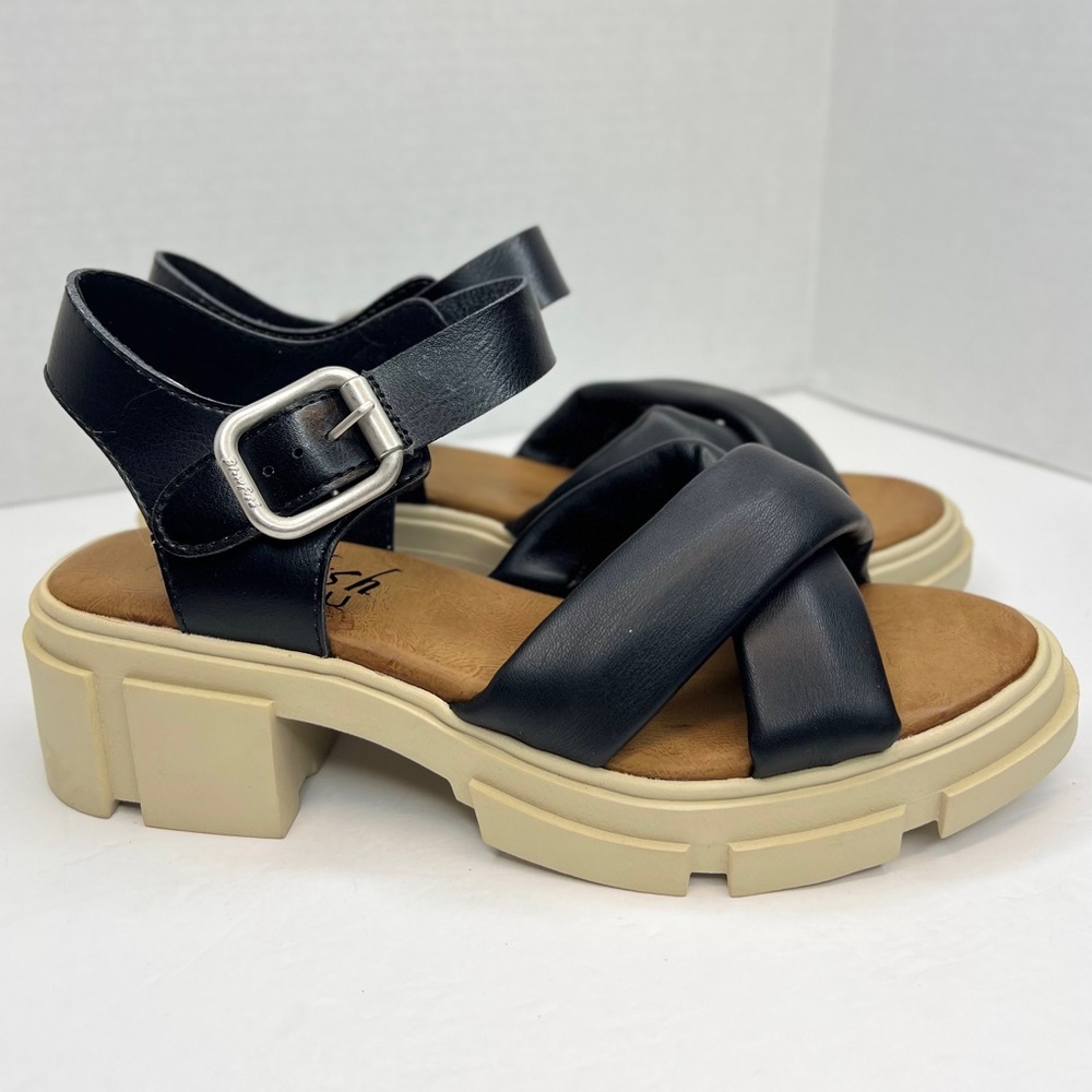 Blowfish Comilla Womens Vegan Strappy Lugsole Sandals Sz 11 New W/O Box Tried on
